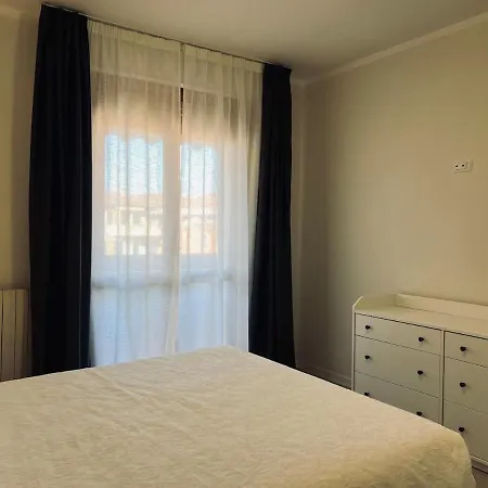 Charming Apartment *